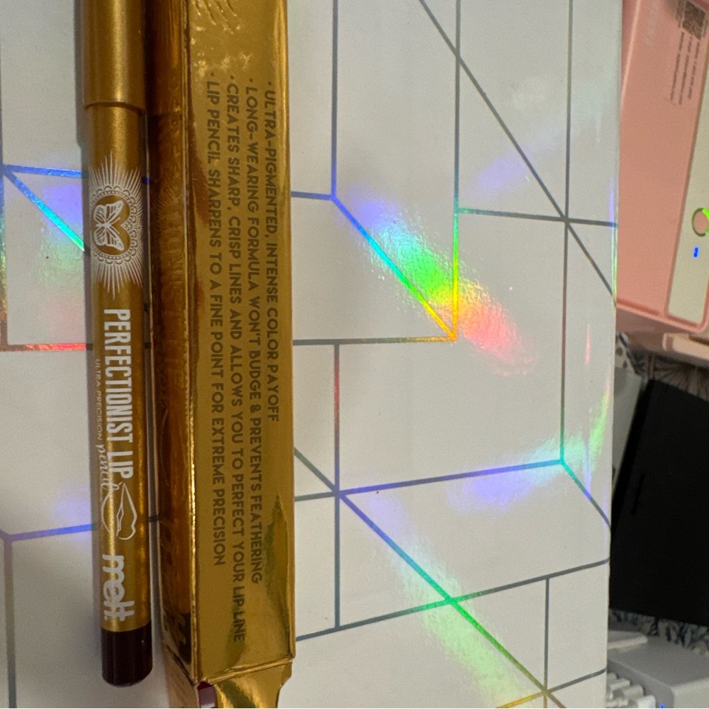 Melt Perfectionist Lip Pencil in   New in box - Picture 5 of 14